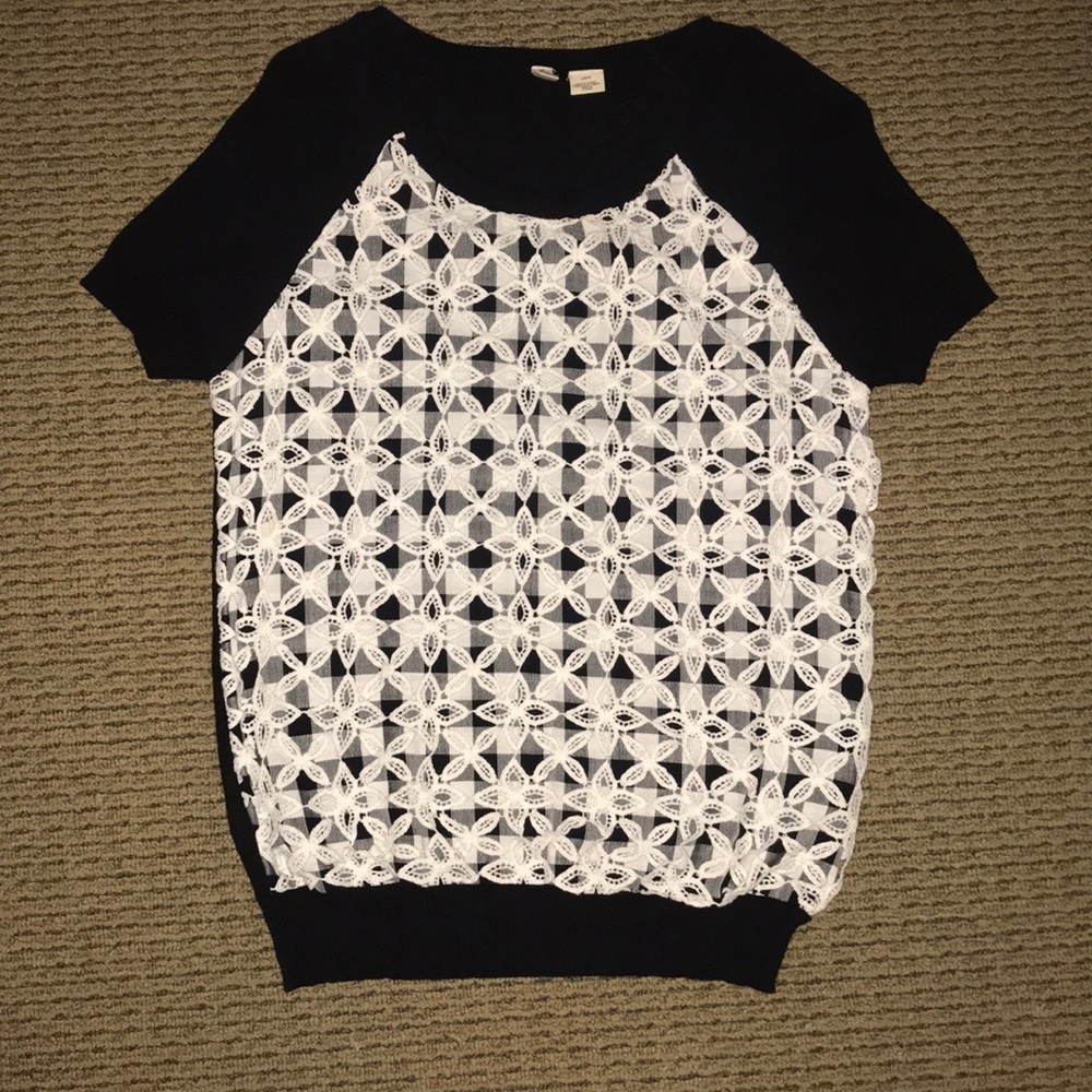 Brand New Black Foral Lace Plaid Sweater XS